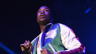 Meek Mill sentenced to at least 2 years in prison for violating probation<em></em>